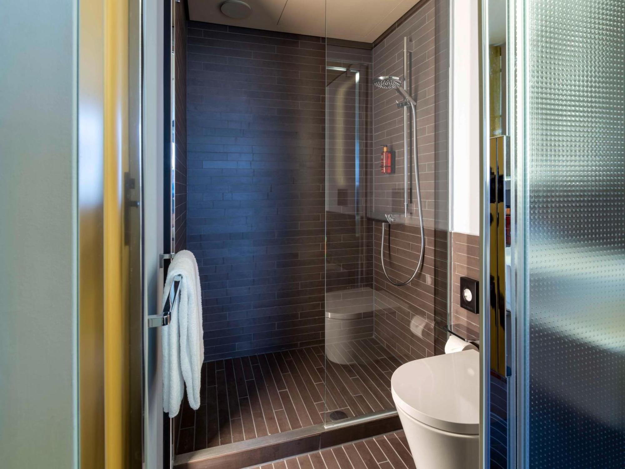 B'Mine Hotel Duesseldorf Kültér fotó